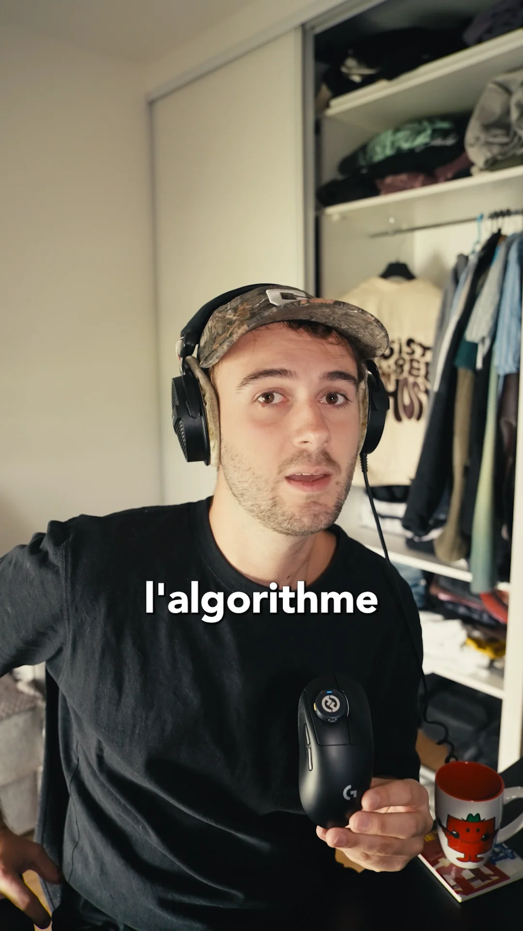 Face caméra — l'algorithme